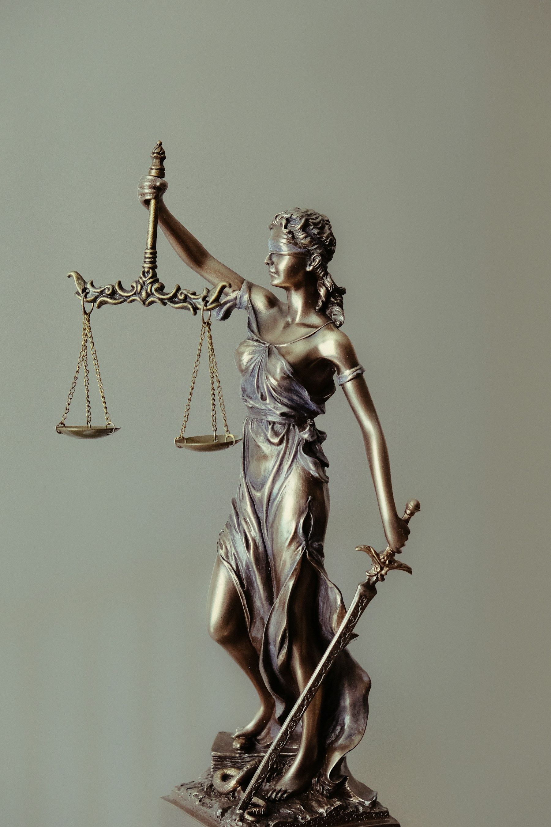 Can a Foreigner Divorce in Turkey? Jurisdiction, Family Residence and Property Risks